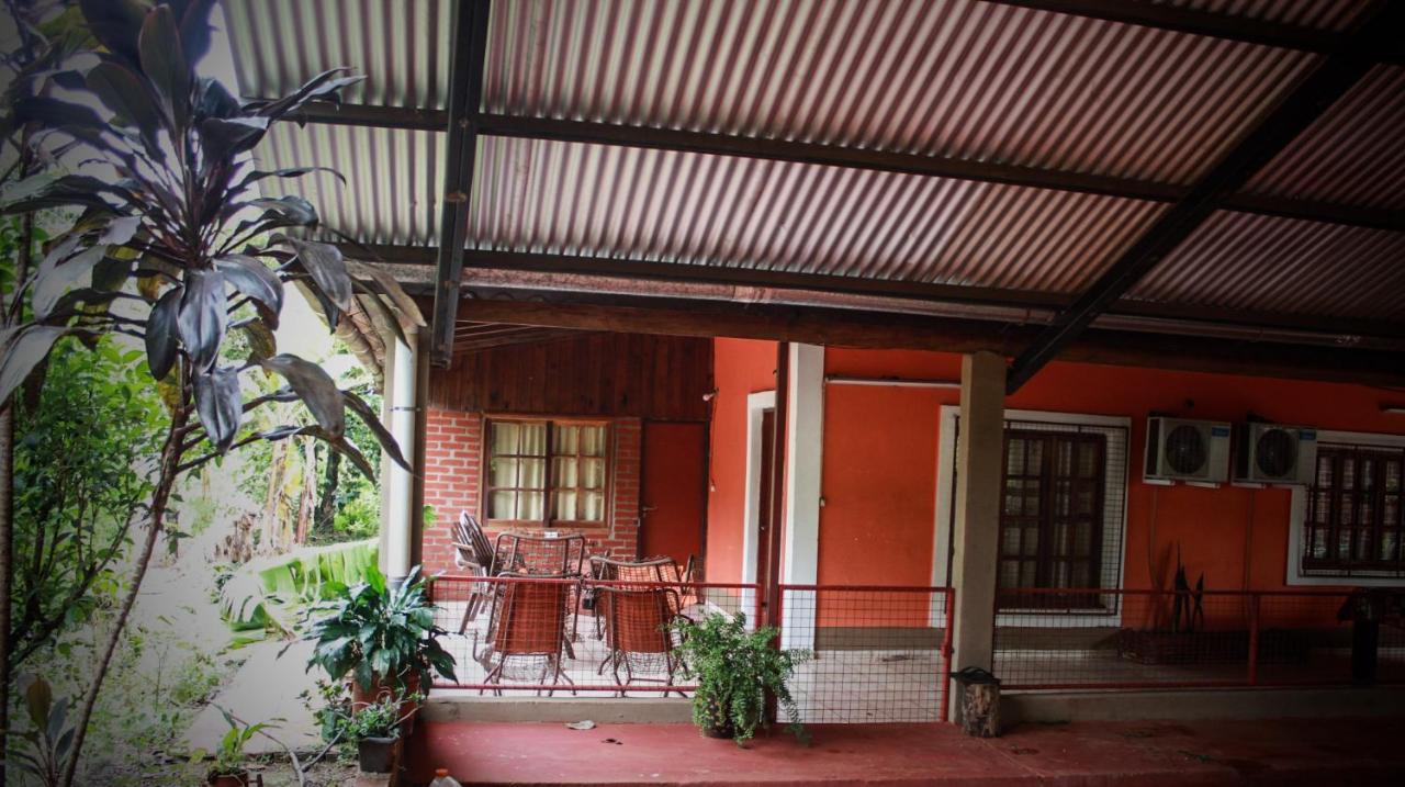 Hostel Haus Puerto Iguazú Kültér fotó