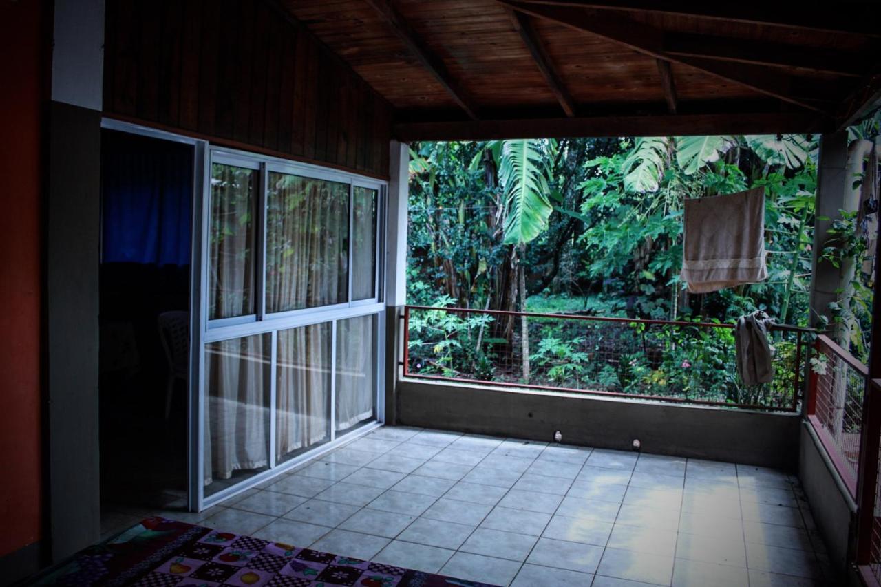 Hostel Haus Puerto Iguazú Kültér fotó